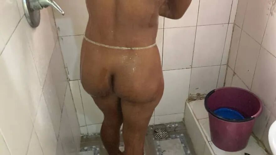 Shower after fucking - 6 Pics