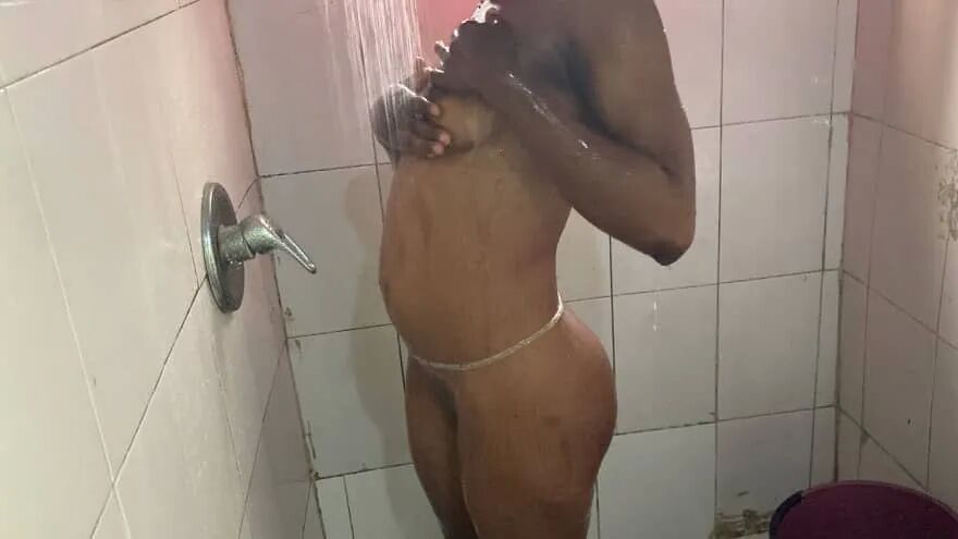 Shower after fucking - 6 Pics