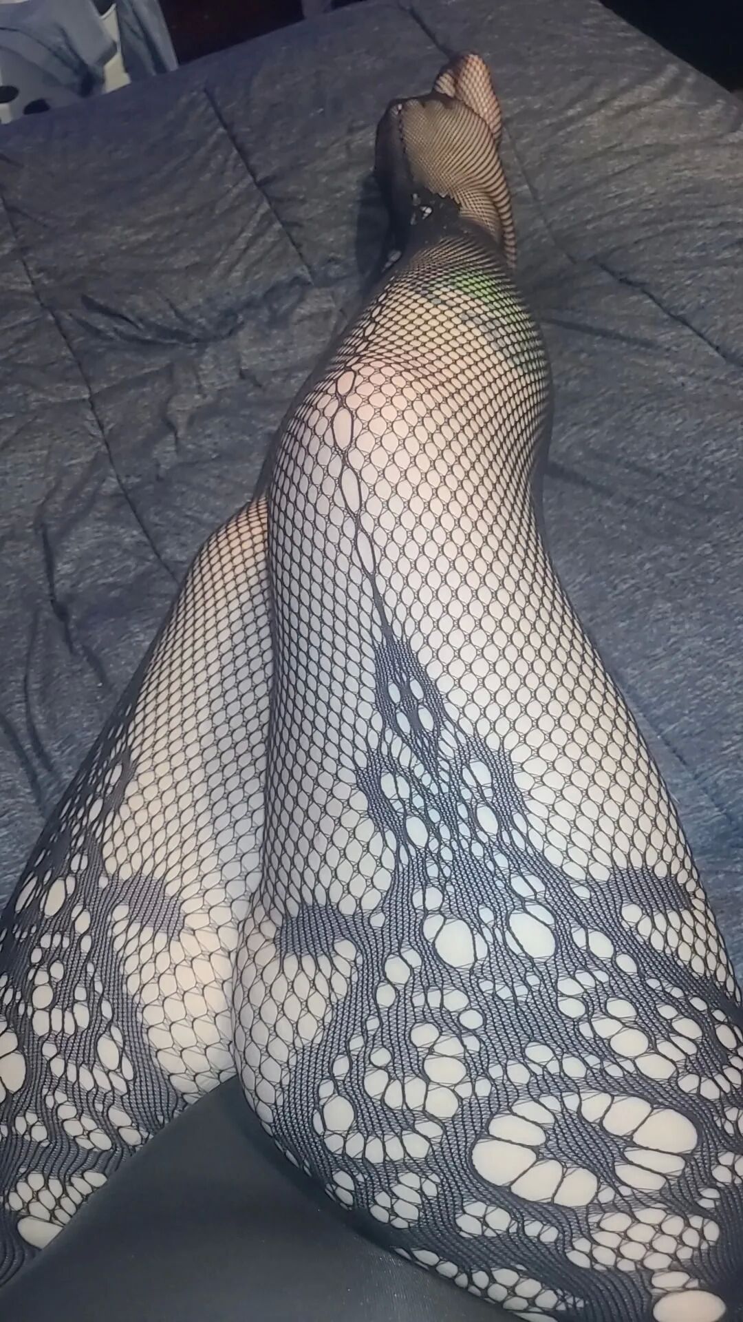 Bbw playing in sexy blue lingerie and fishnets - 22 Pics