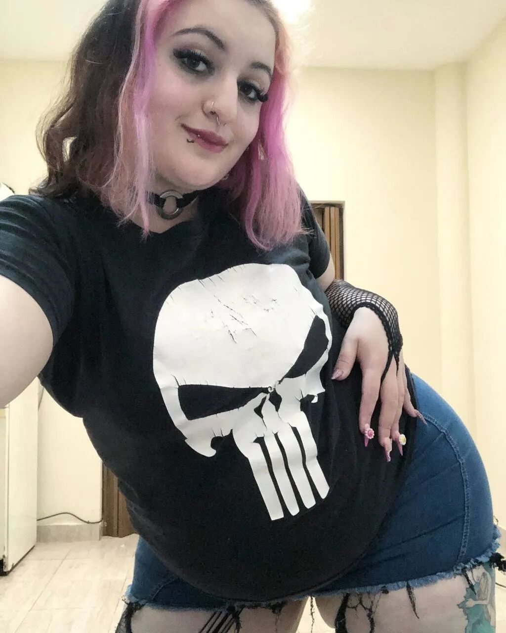 Rockstar pink head - 18 Pics