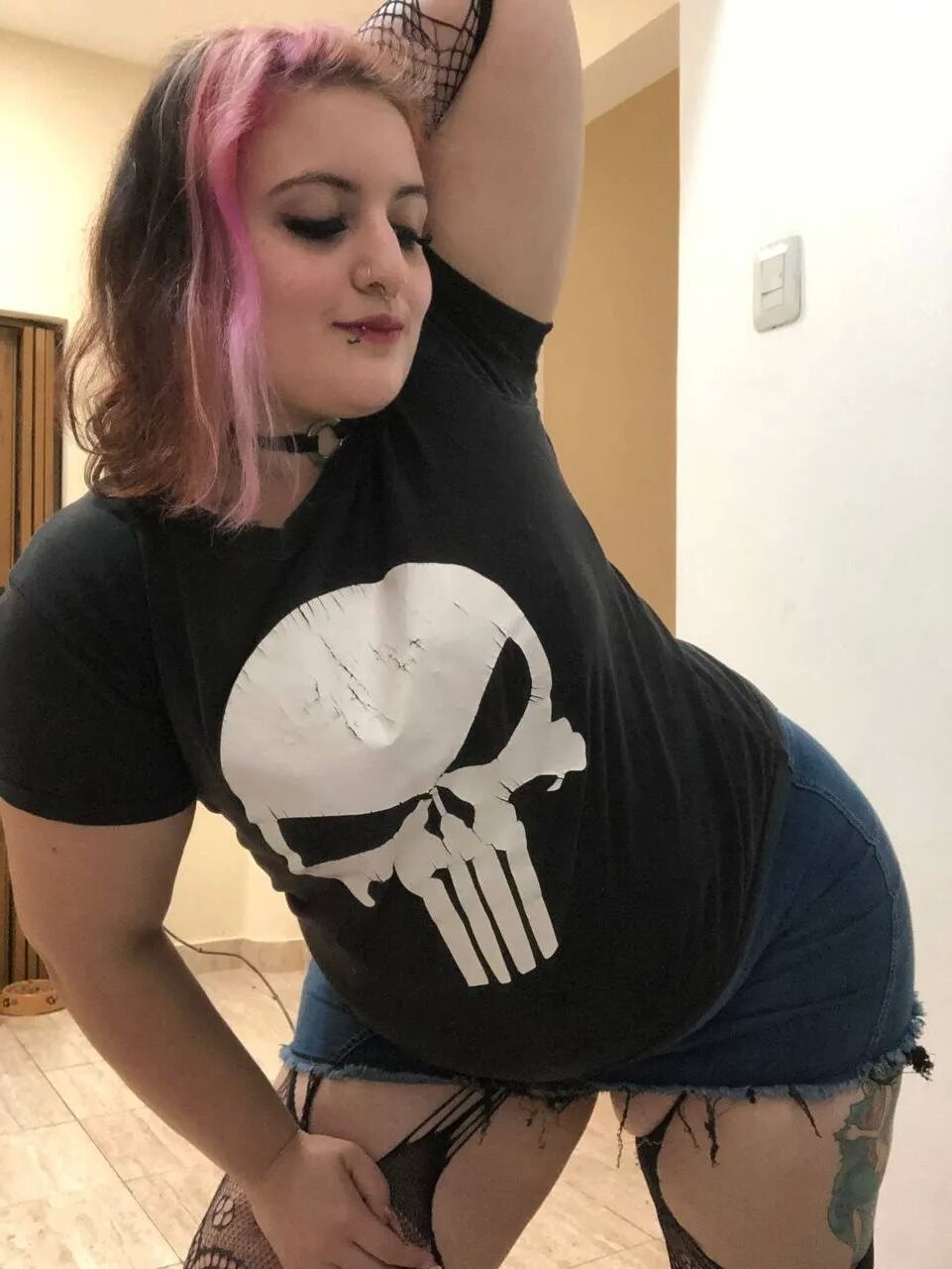 Rockstar pink head - 18 Pics