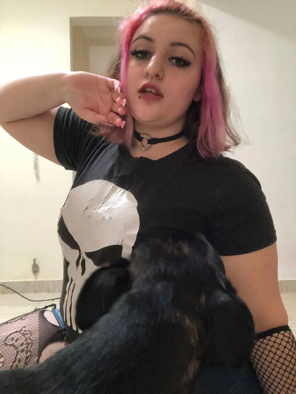 Rockstar pink head - 18 Pics