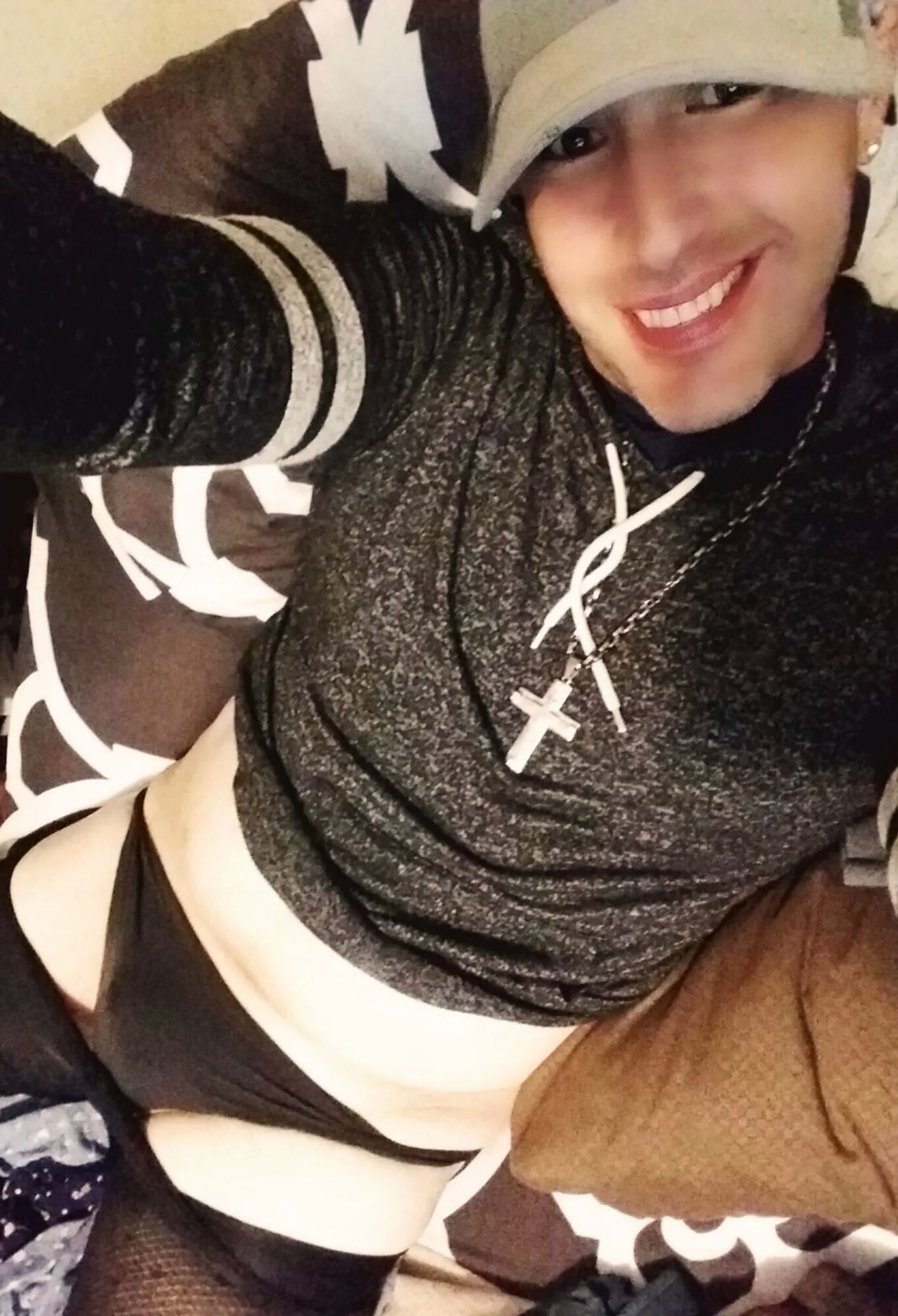 Feet - 18 Pics