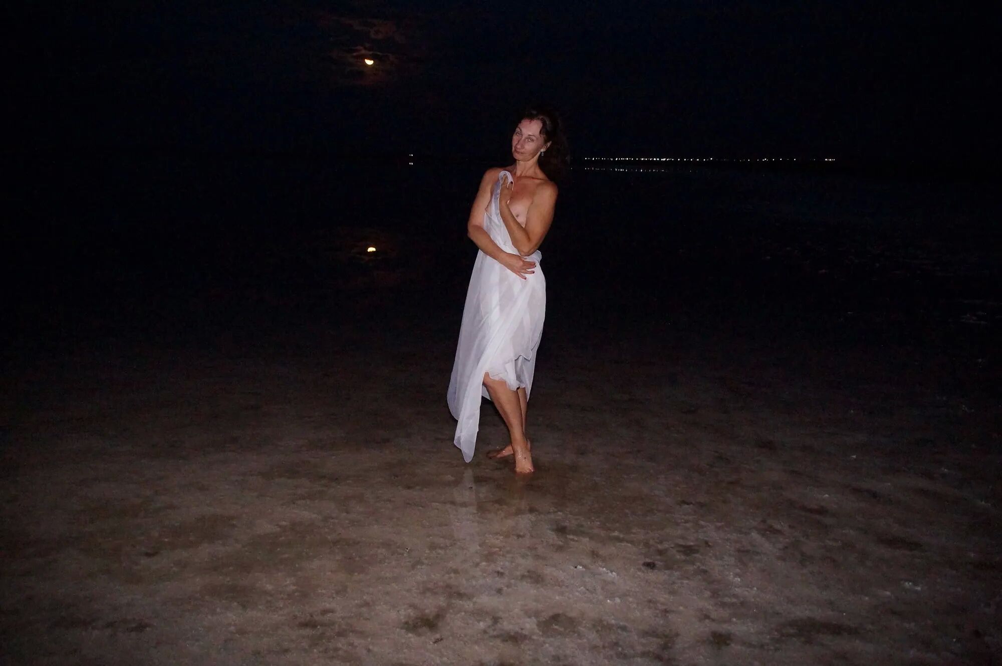 In the moonshine - 39 Pics