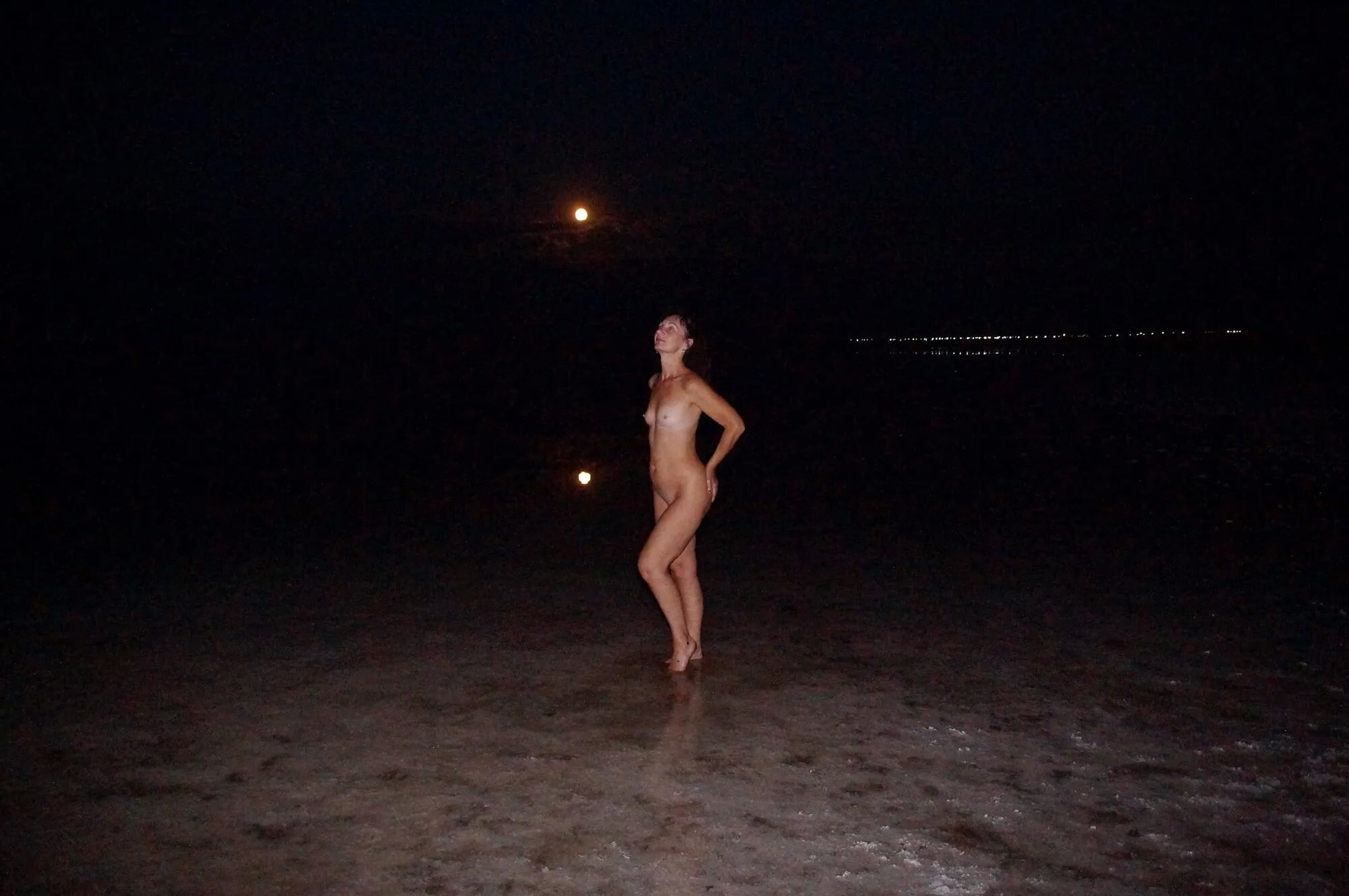 In the moonshine - 39 Pics