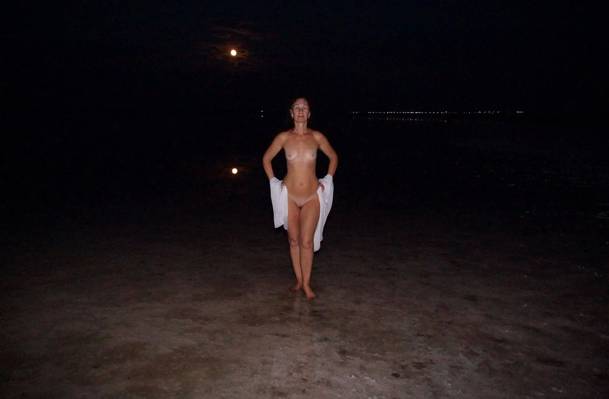 In the moonshine - 39 Pics