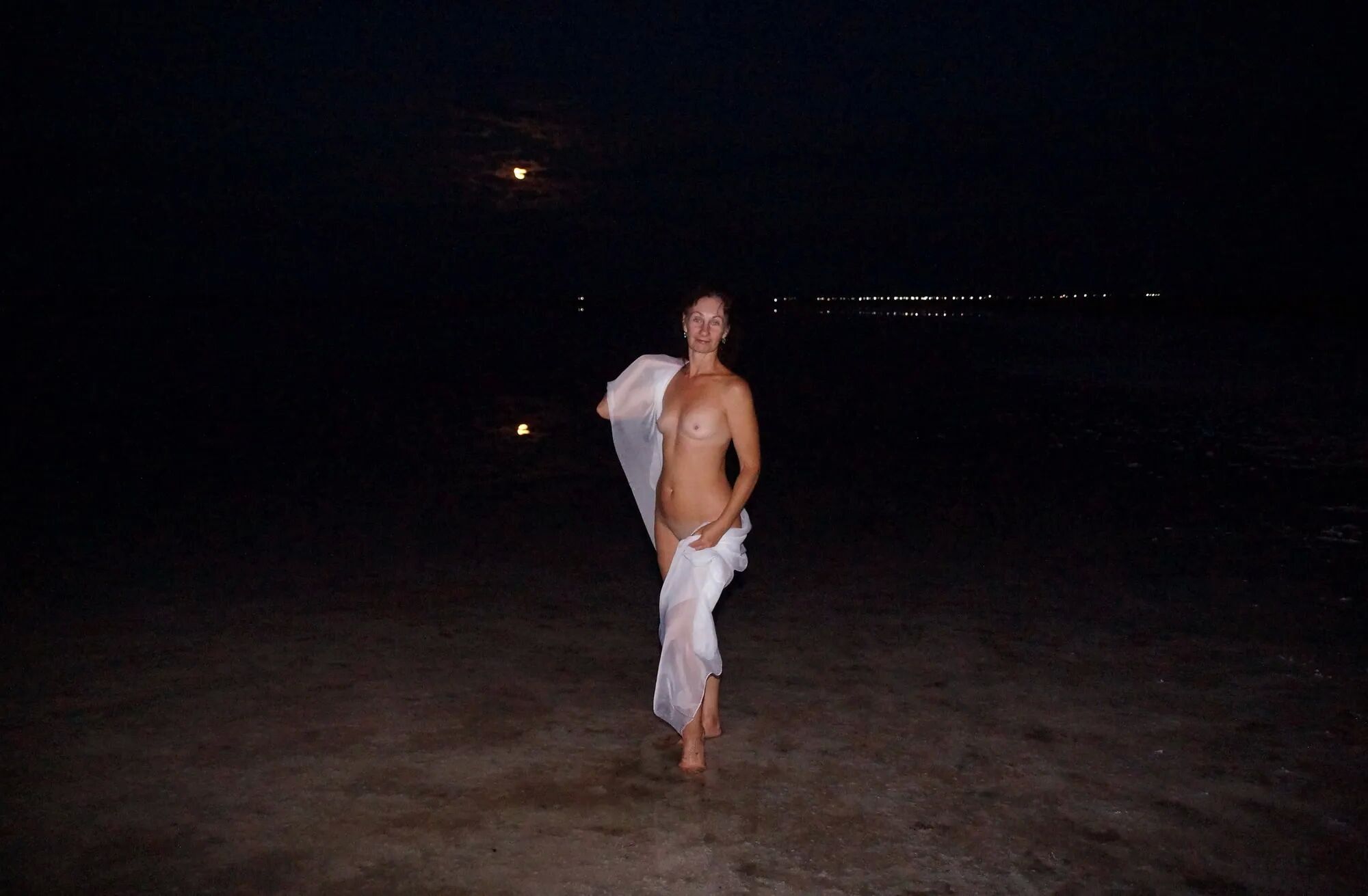 In the moonshine - 39 Pics