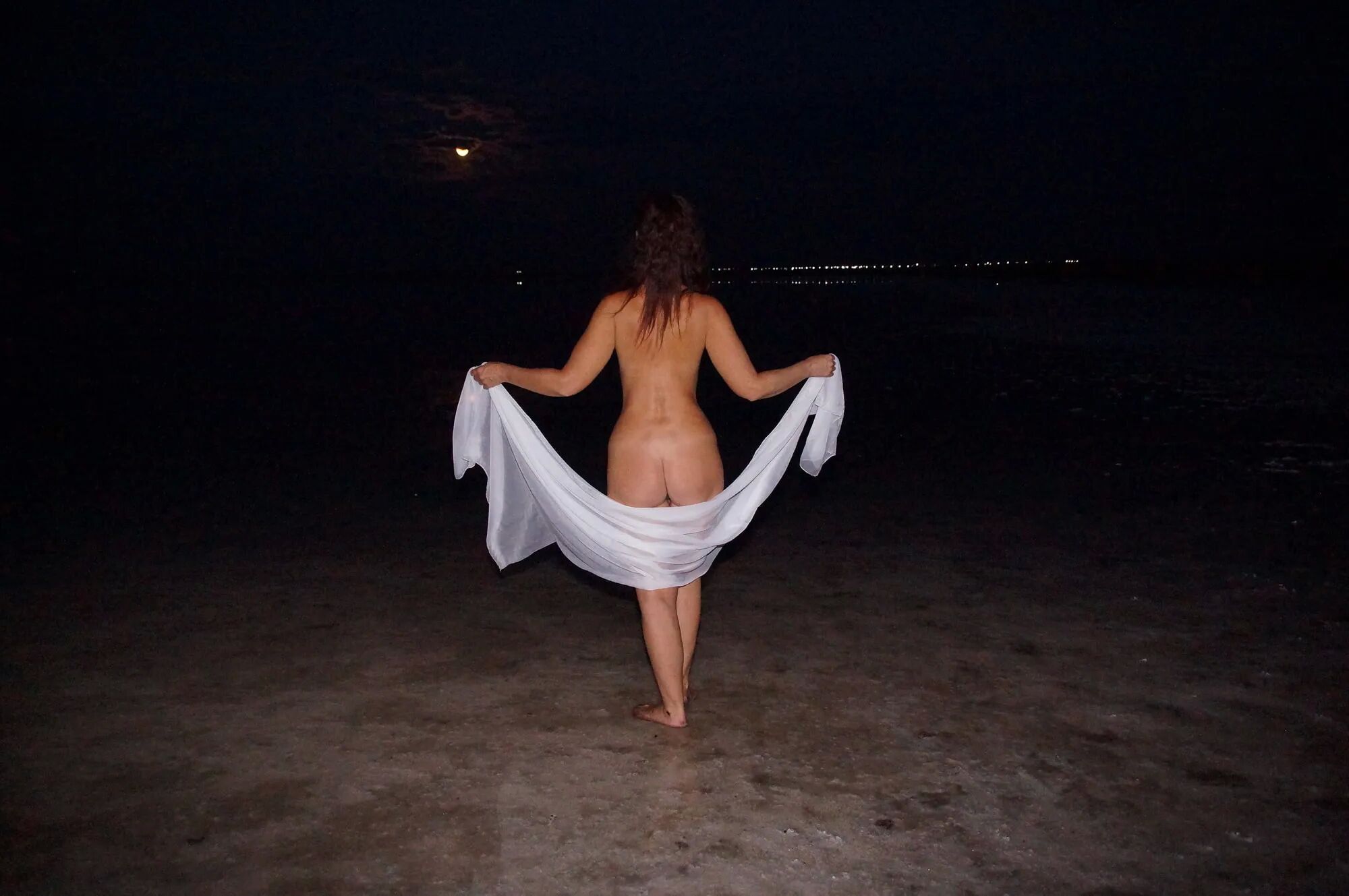 In the moonshine - 39 Pics