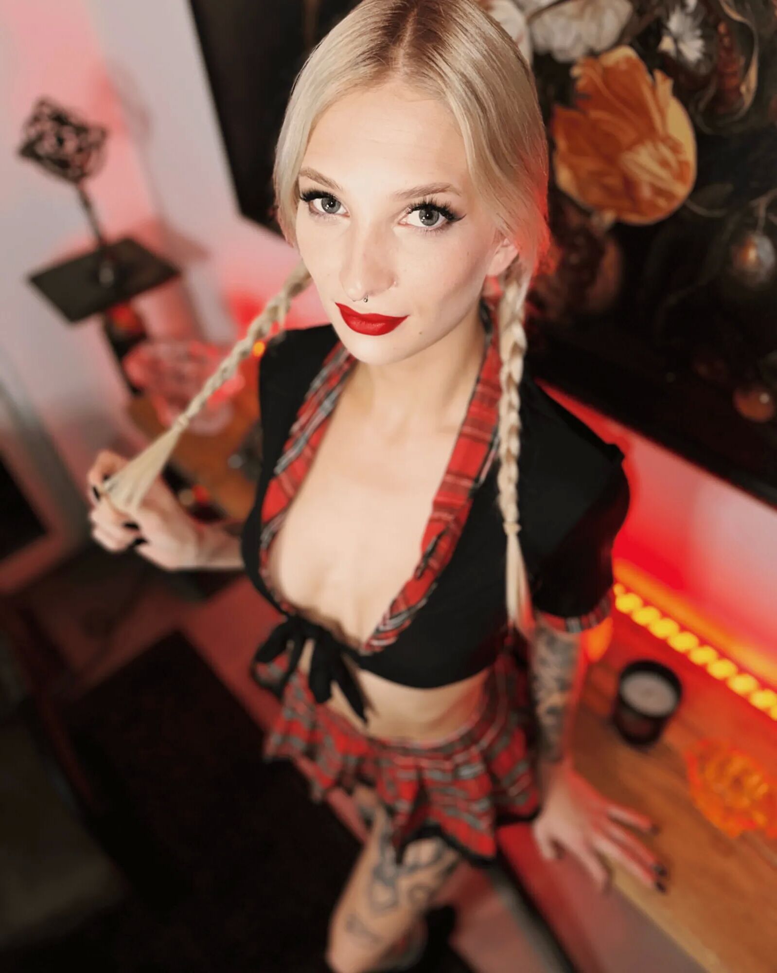 School Outfit - 5 Pics