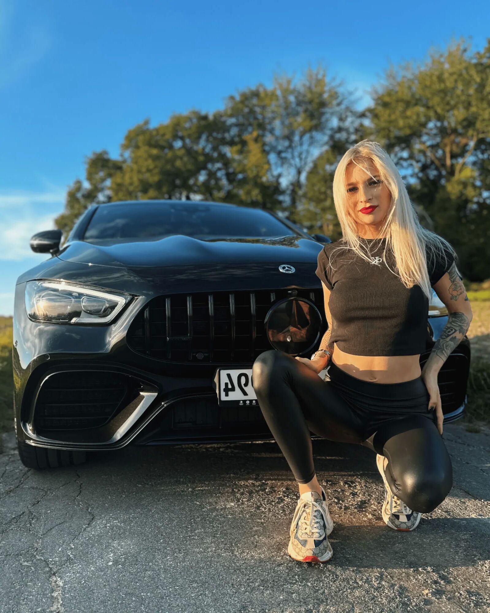 Car Shootings - 20 Pics
