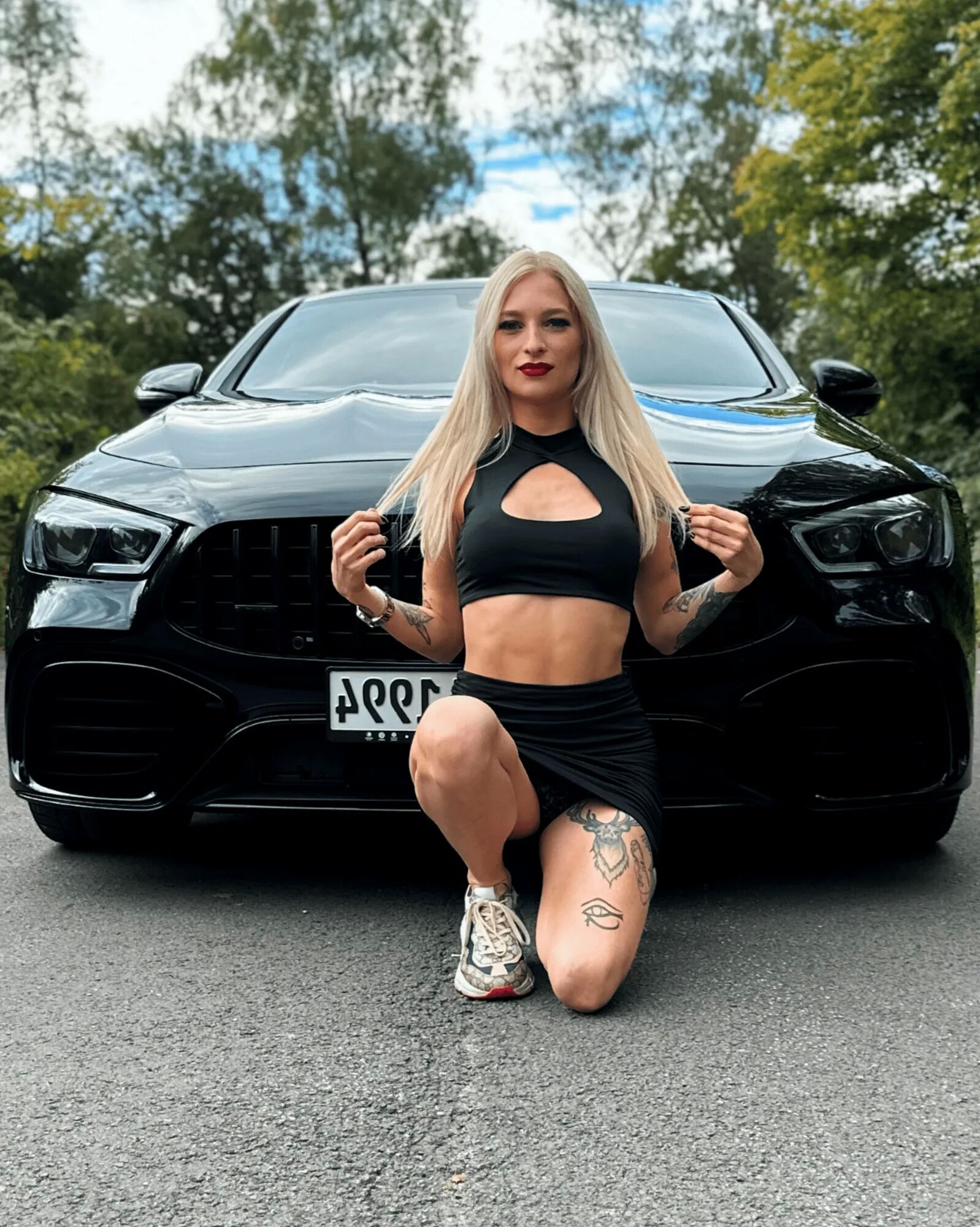 Car Shootings - 20 Pics