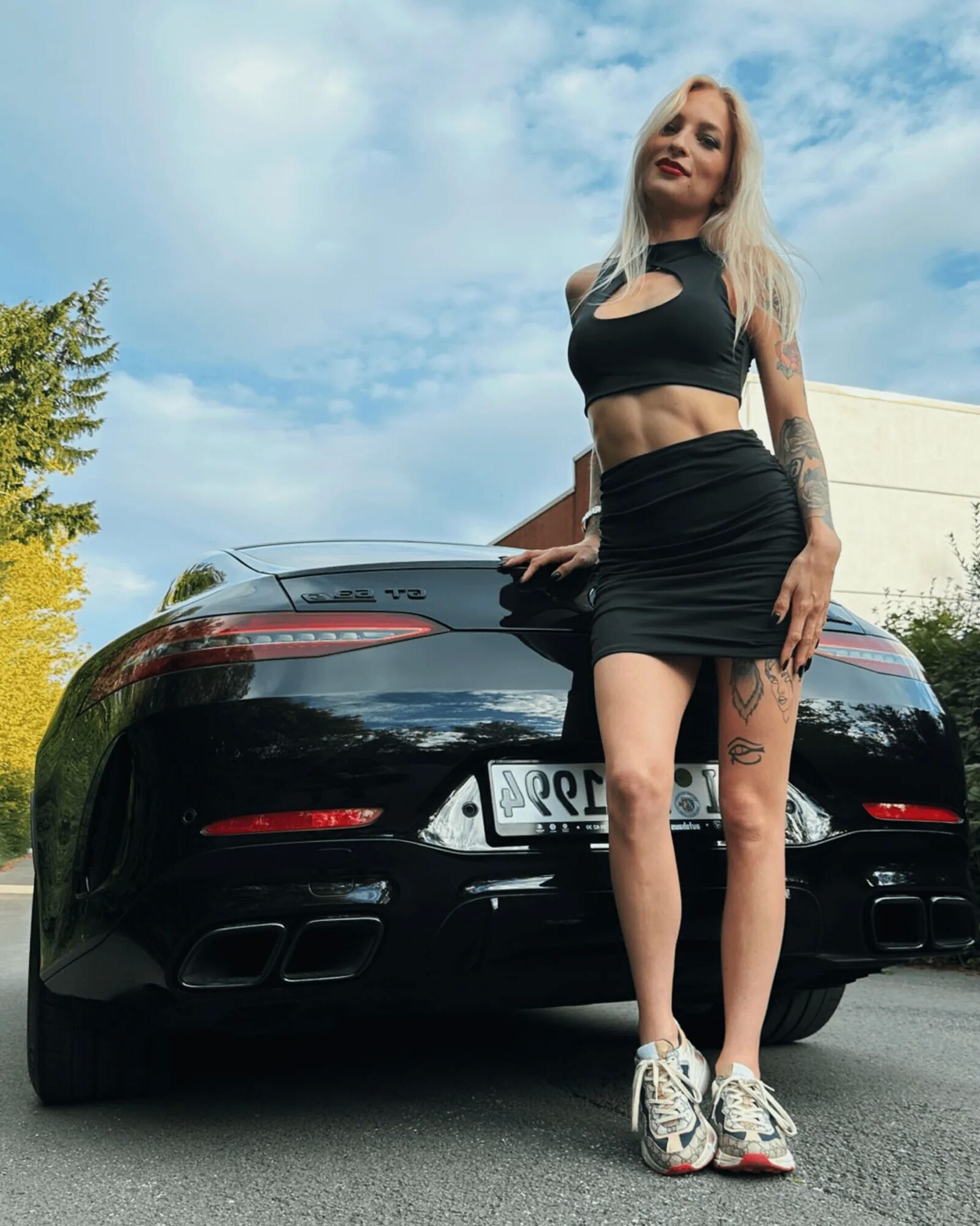 Car Shootings - 20 Pics