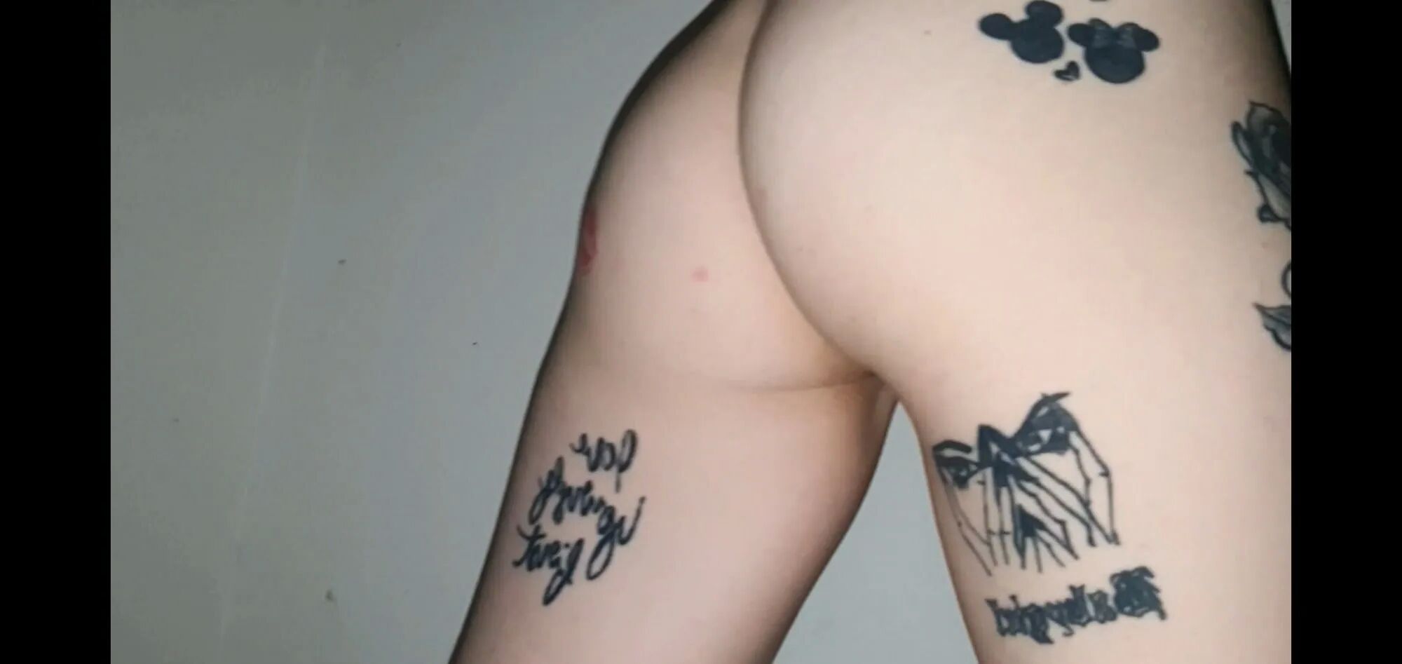 Female orgasm, young woman, tattoos, Spanish, 18 years old, - 6 Pics