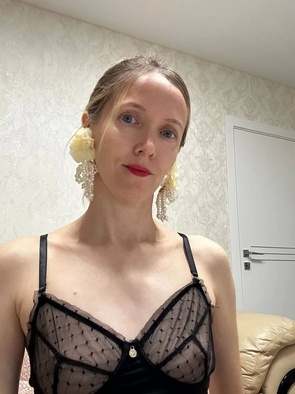 I am Angelmommu - 7 Pics