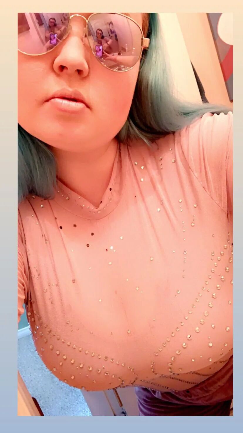 XXX shots ---Kendra Zielinski - 40 Pics