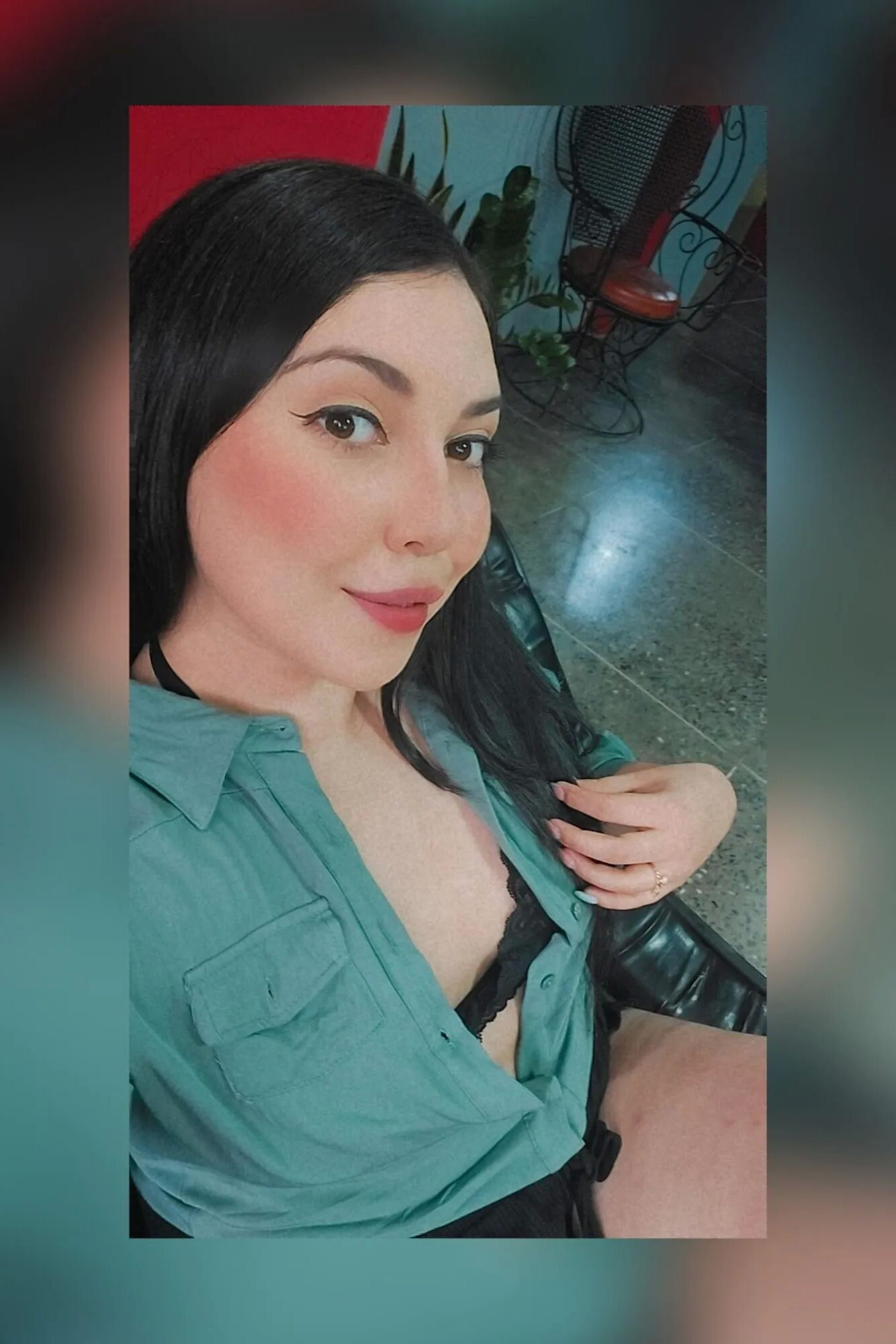 Sexy latina in heels - 18 Pics