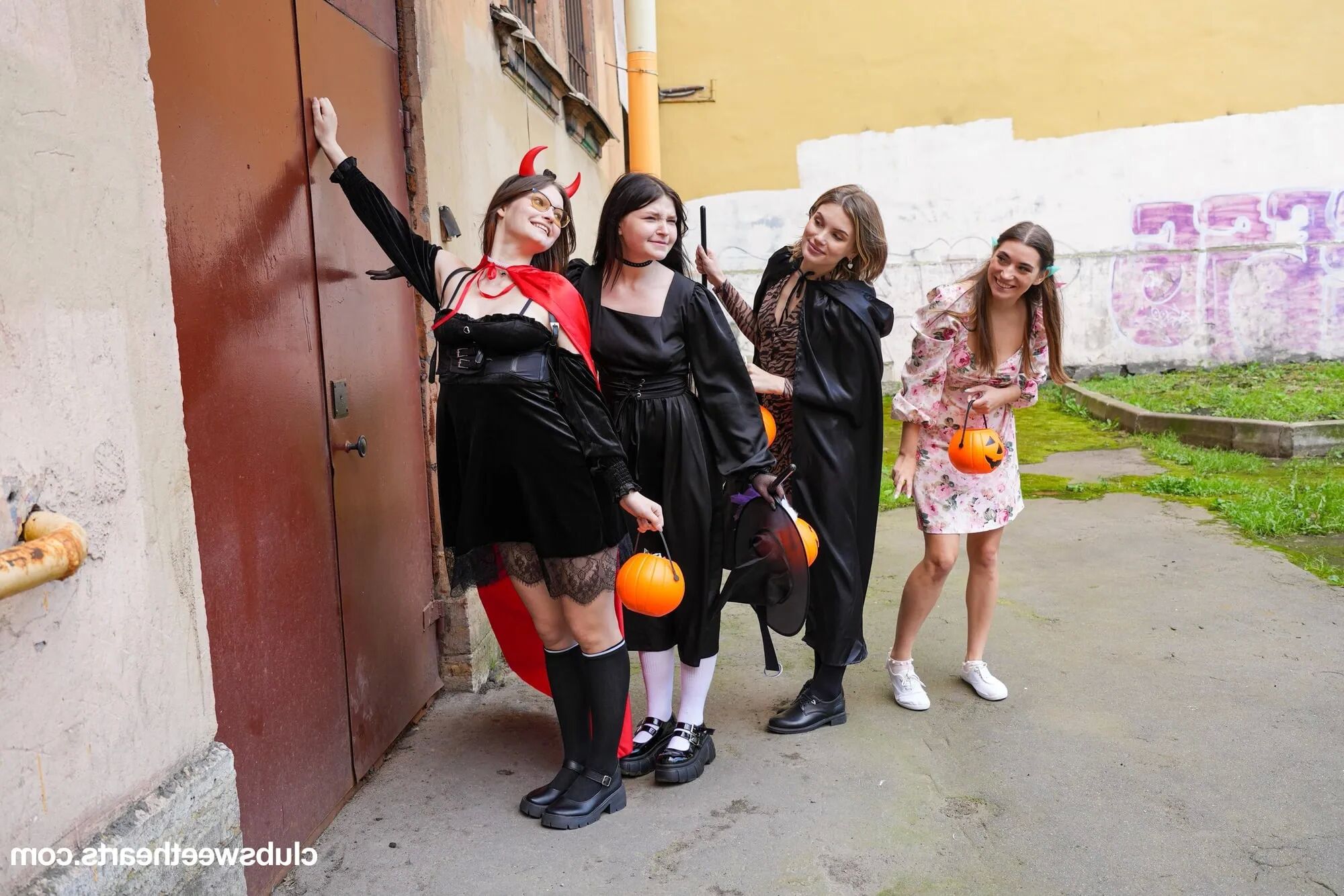 Halloween at ClubSweethearts.com - 21 Pics