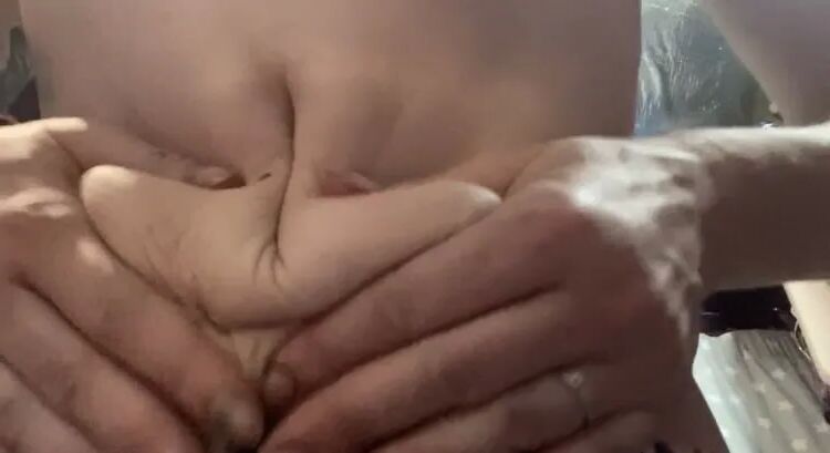 Squishy Stomach Play - 23 Pics