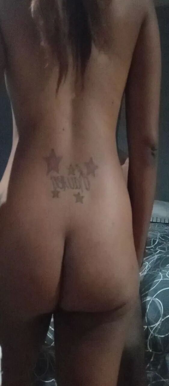 Cute hood Thot African American milf - 104 Pics