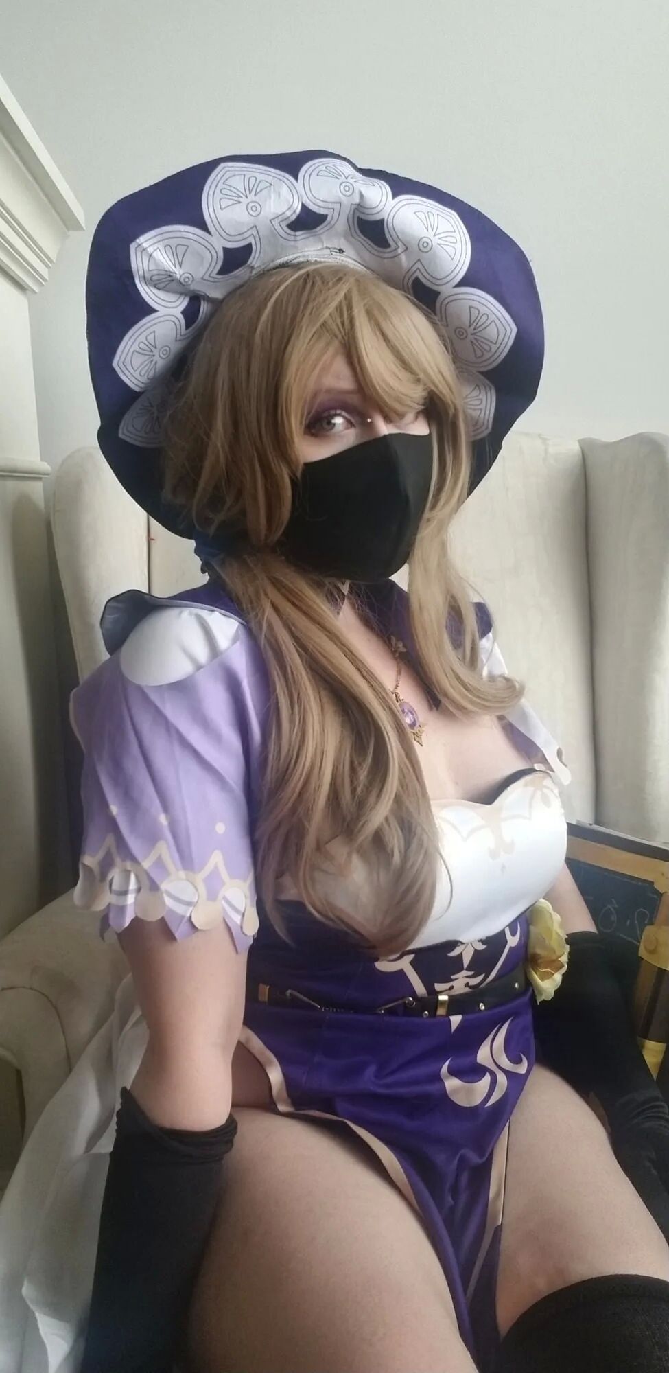 Lisa Cosplay - 17 Pics