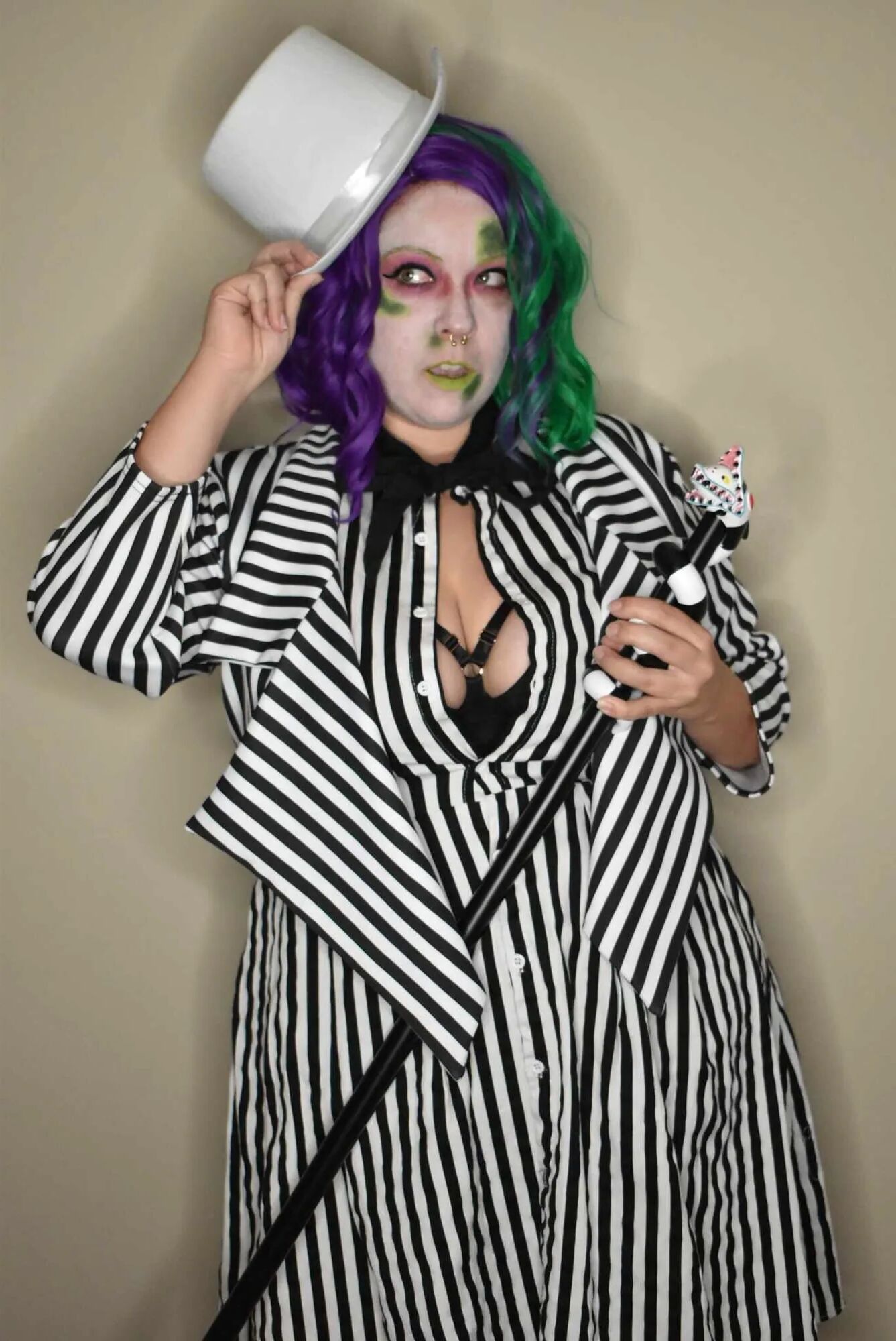 Beetlejuice - 6 Pics