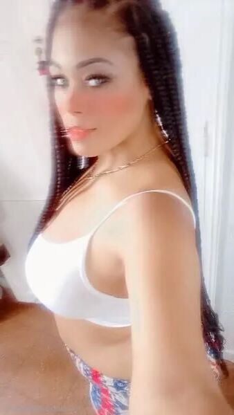Karinitasexy Free Photos - 294 Pics