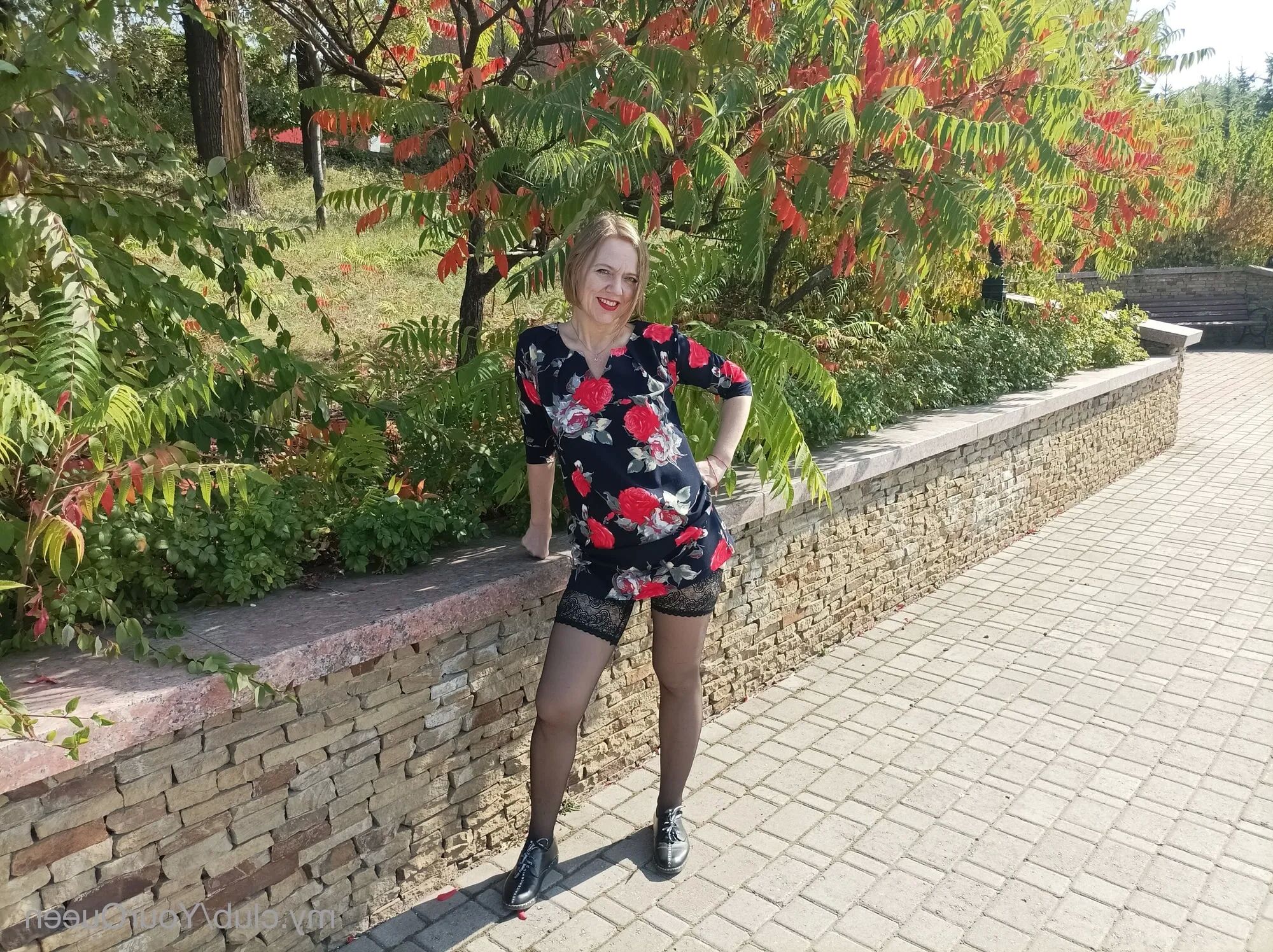 YourQueen Free Photos - 7 Pics