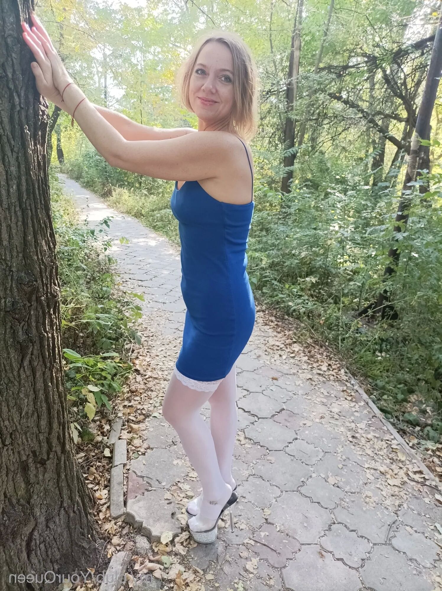YourQueen Free Photos - 7 Pics