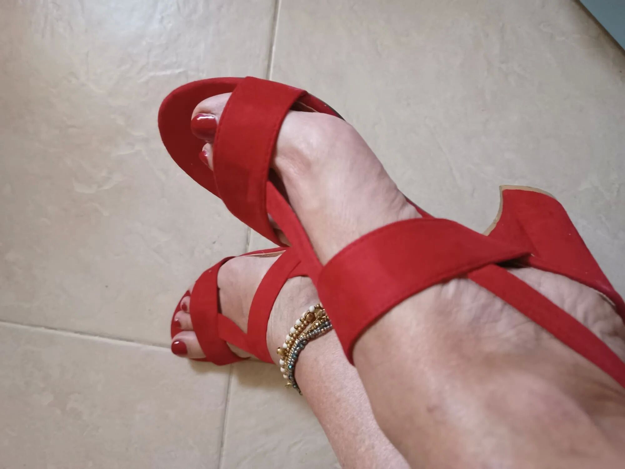 Sexy feet - 5 Pics