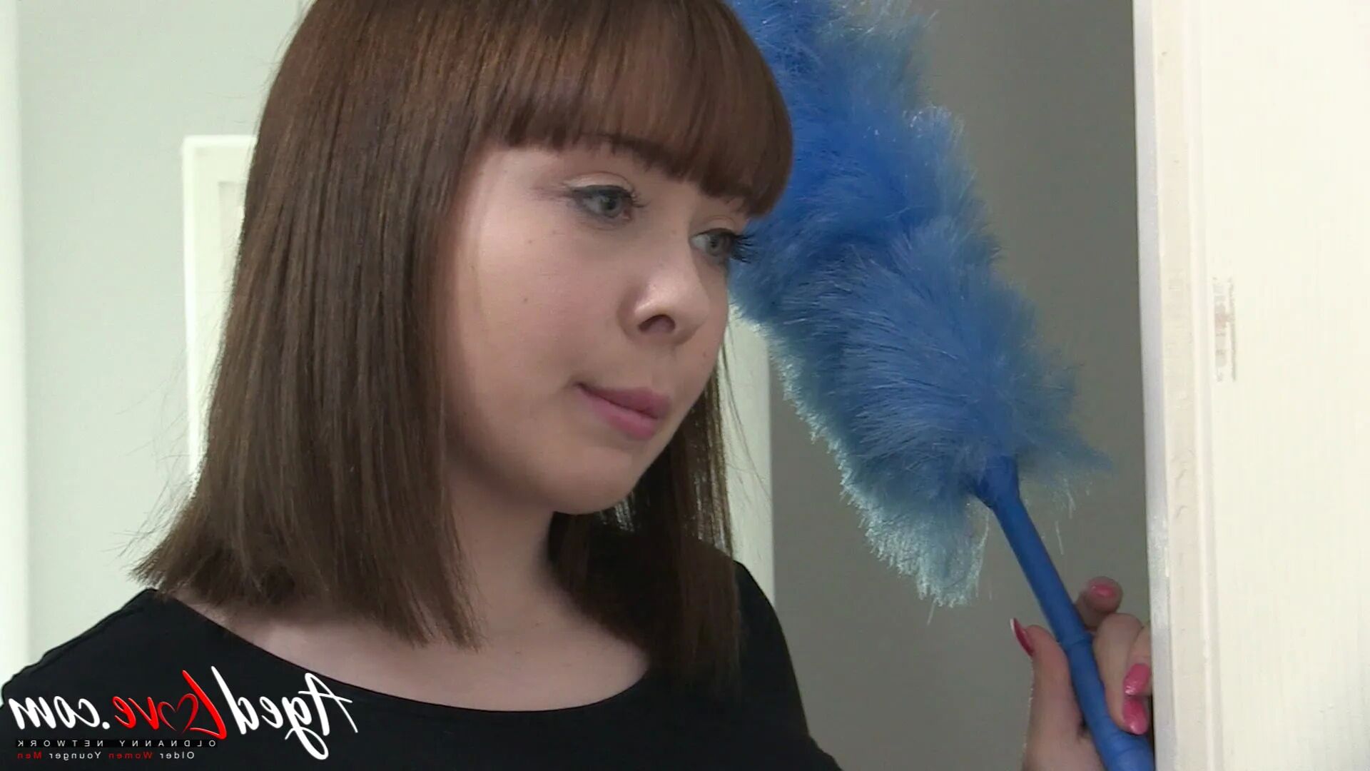 A new cleaning lady joins the sex - 22 Pics