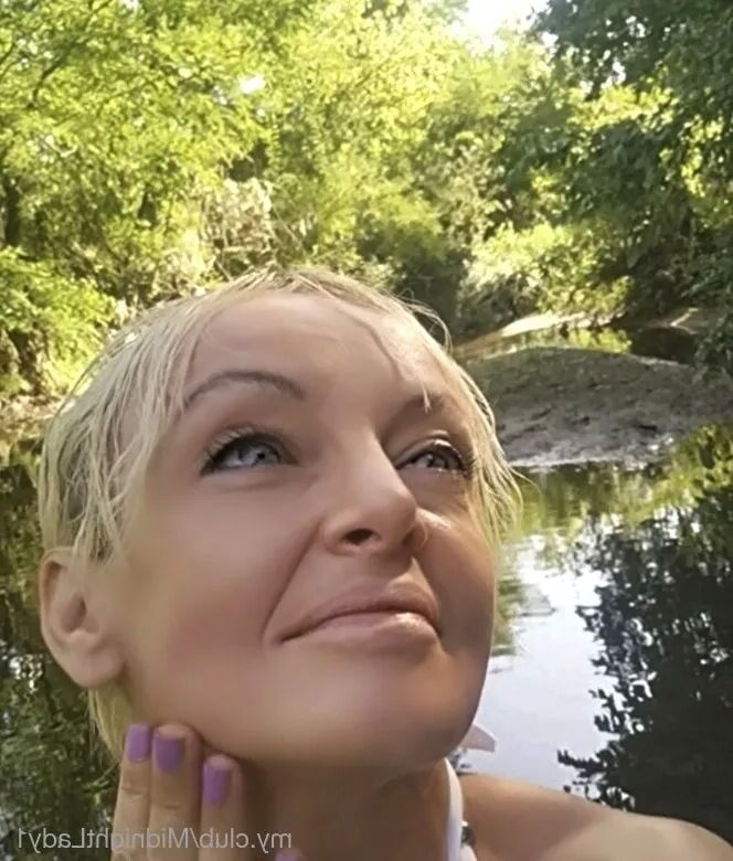 LadyOfMisteryX Free Photos - 10 Pics