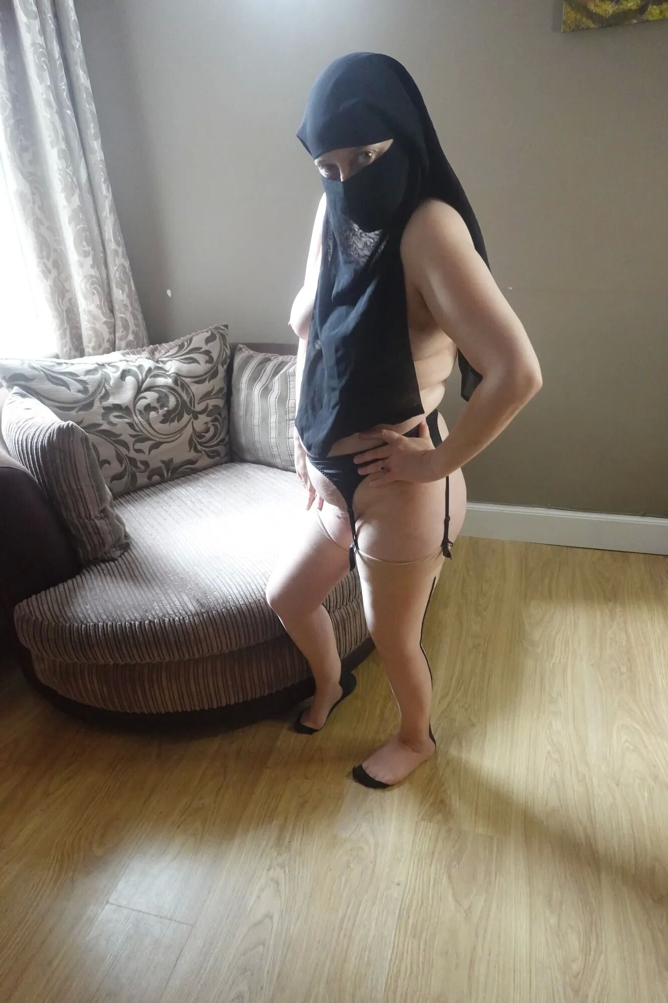 Wife Posing in Niqab stockings and suspenders - 30 Pics