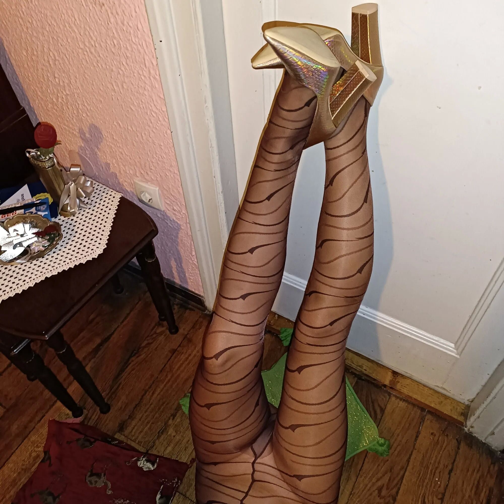 Legs - 41 Pics