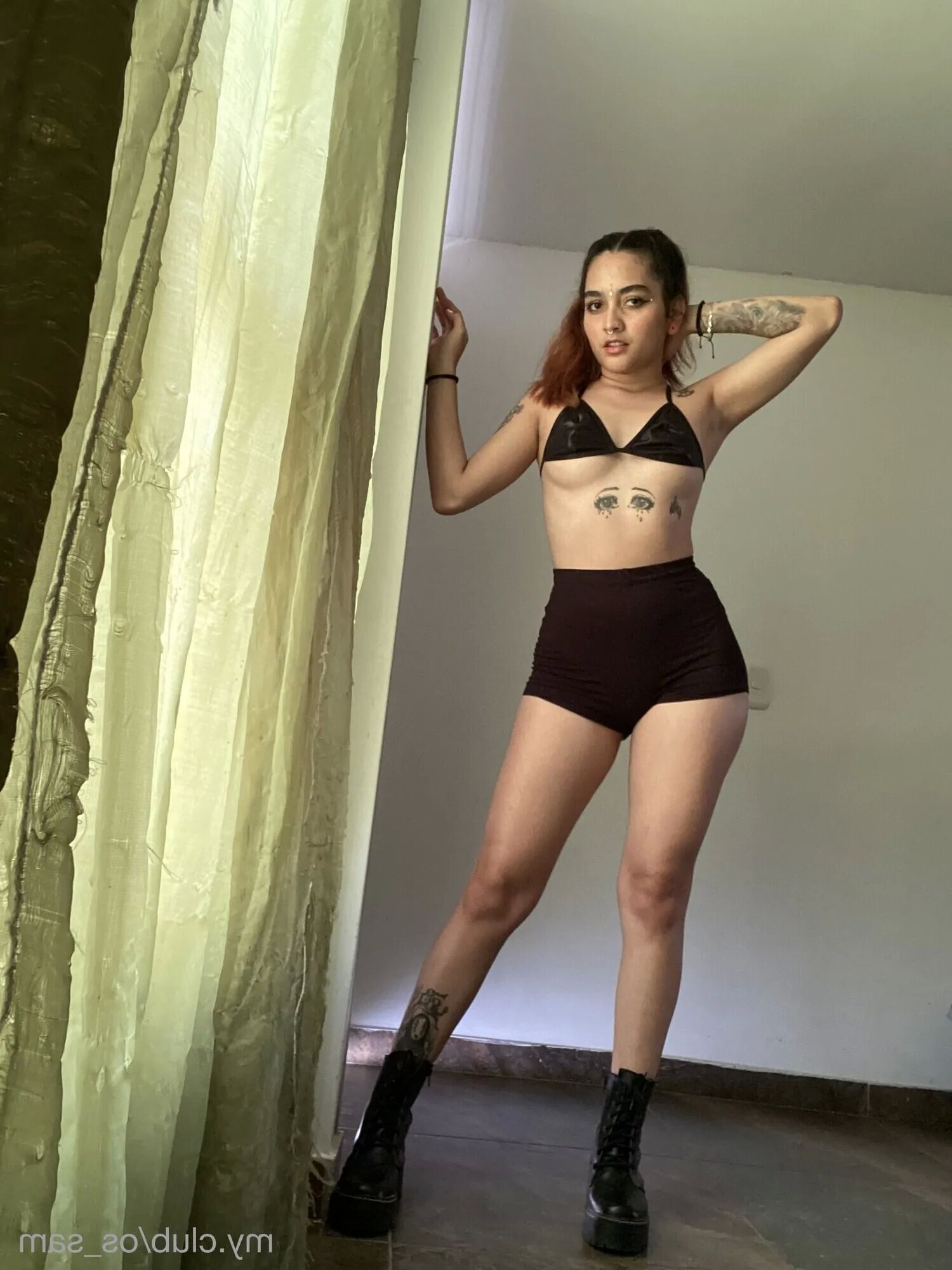 Samantha Free Photos - 5 Pics