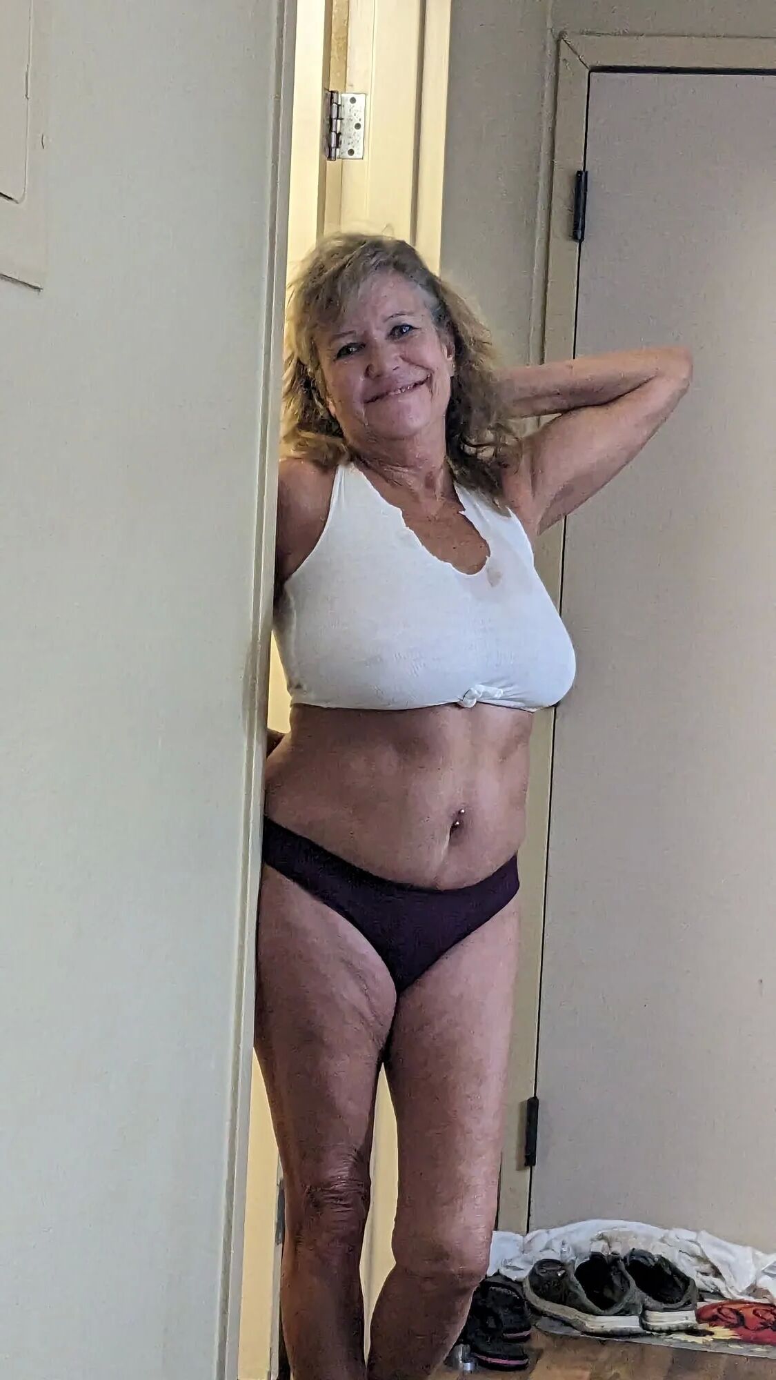 Hot 61year old wife - 7 Pics
