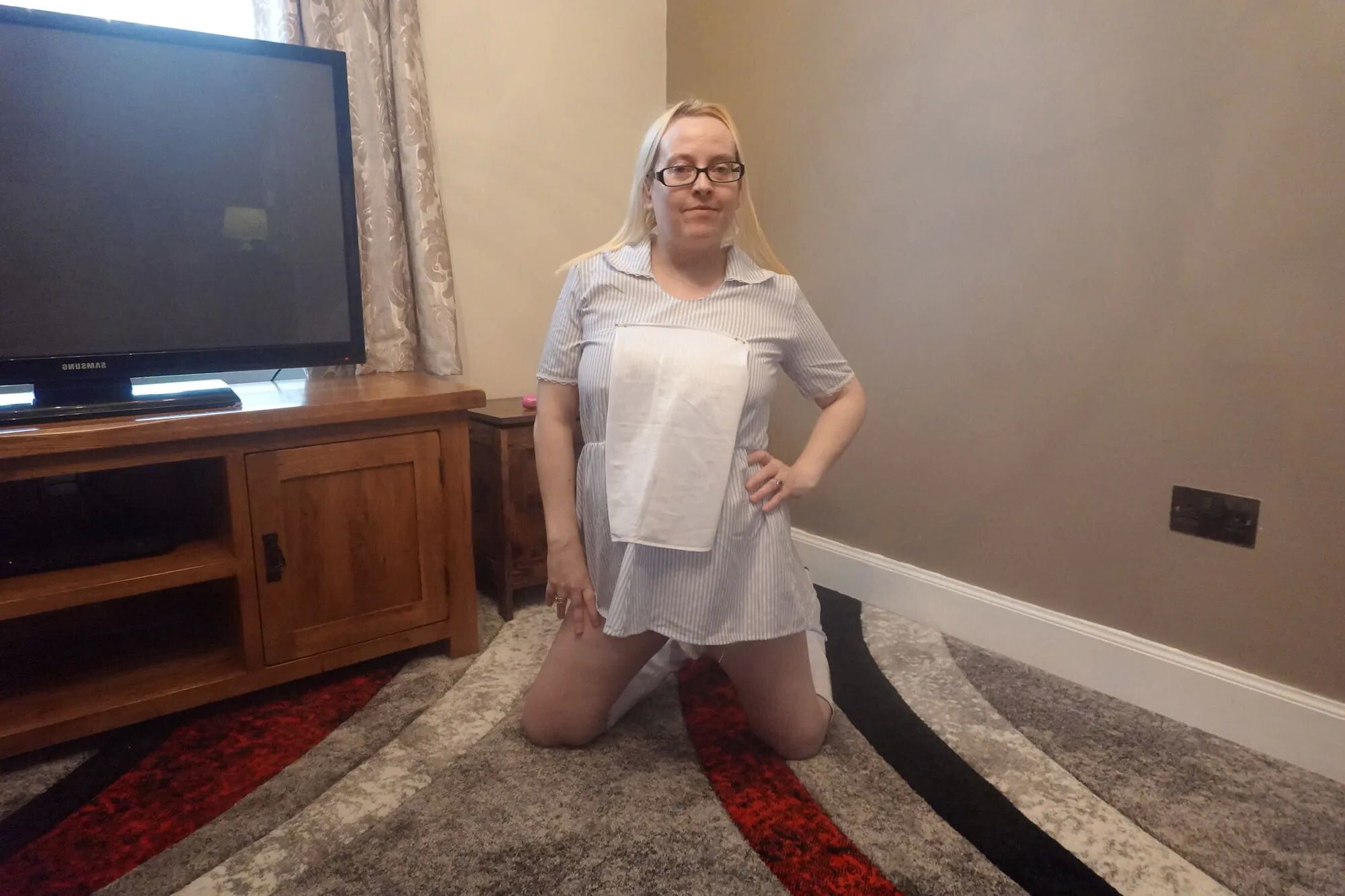 Nurse in Boots - 28 Pics