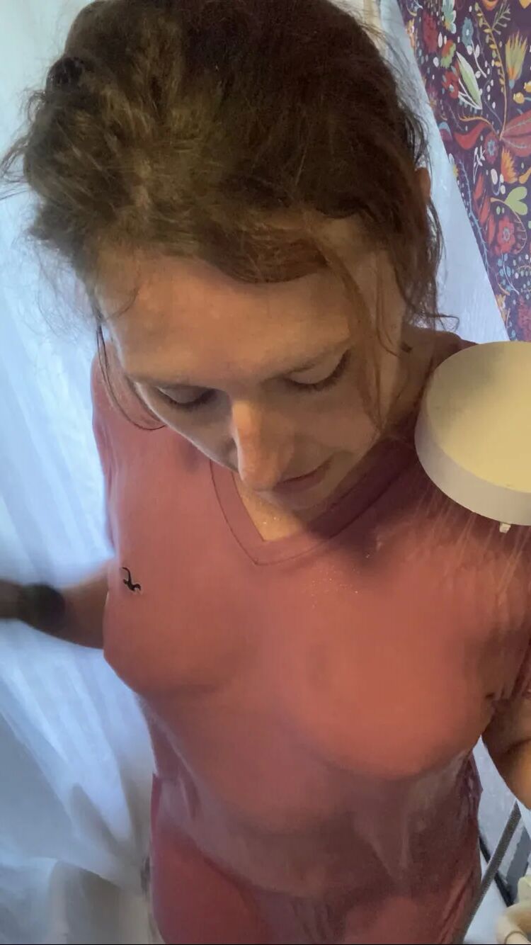Wet T-Shirt Time - 12 Pics
