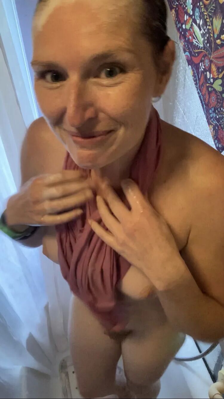Wet T-Shirt Time - 12 Pics