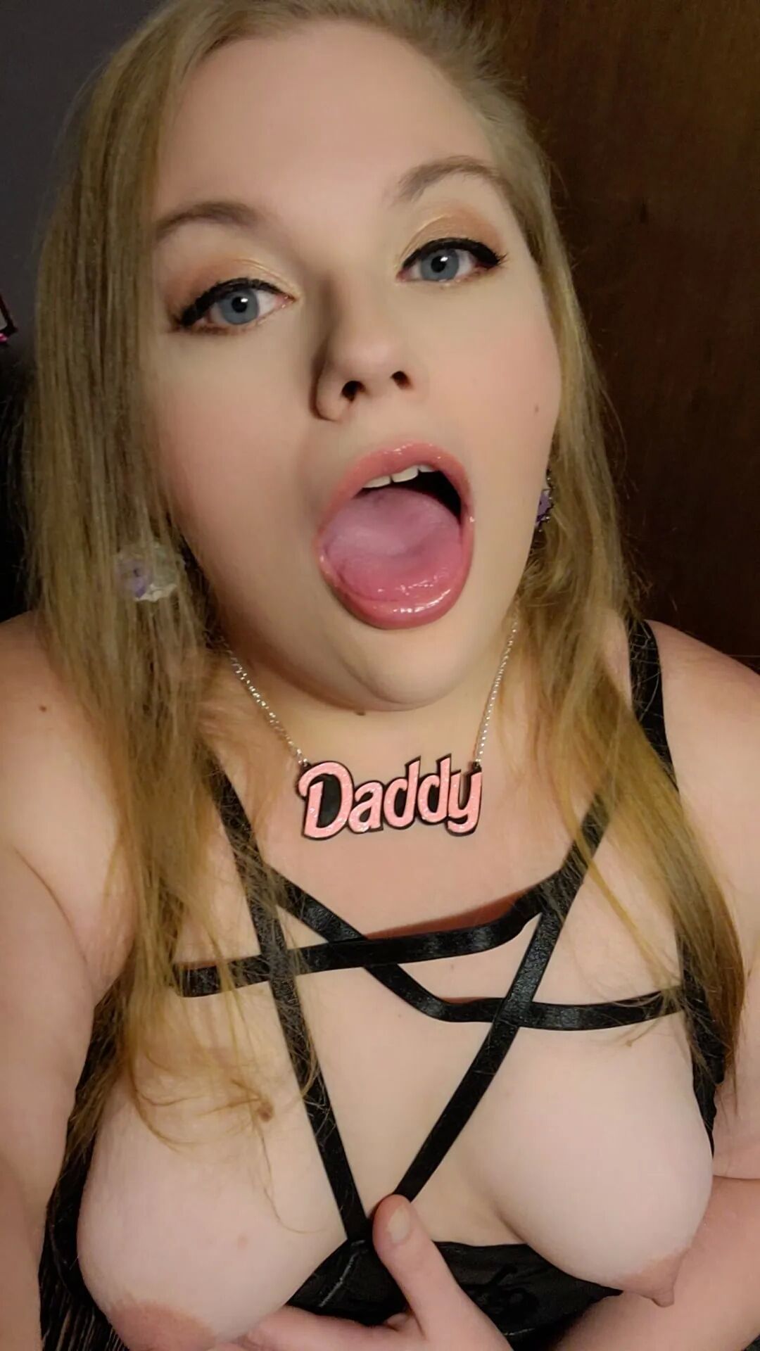 Bbw milf in sexy Halloween lingerie - 12 Pics