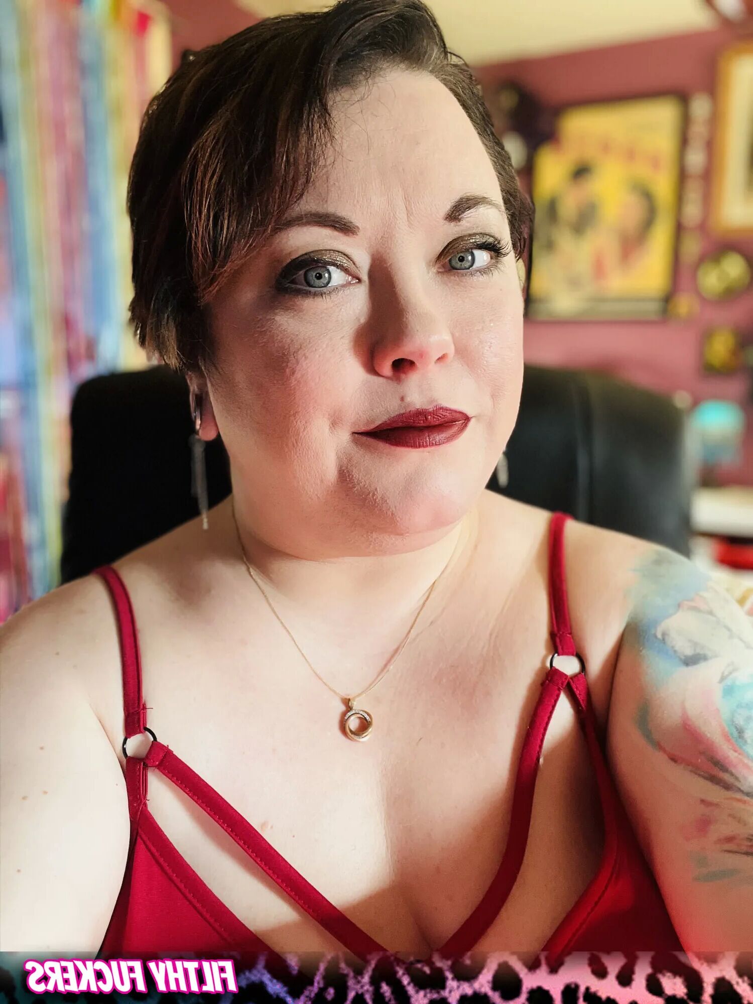 Tina Snua Selfies #11 - 7 Pics