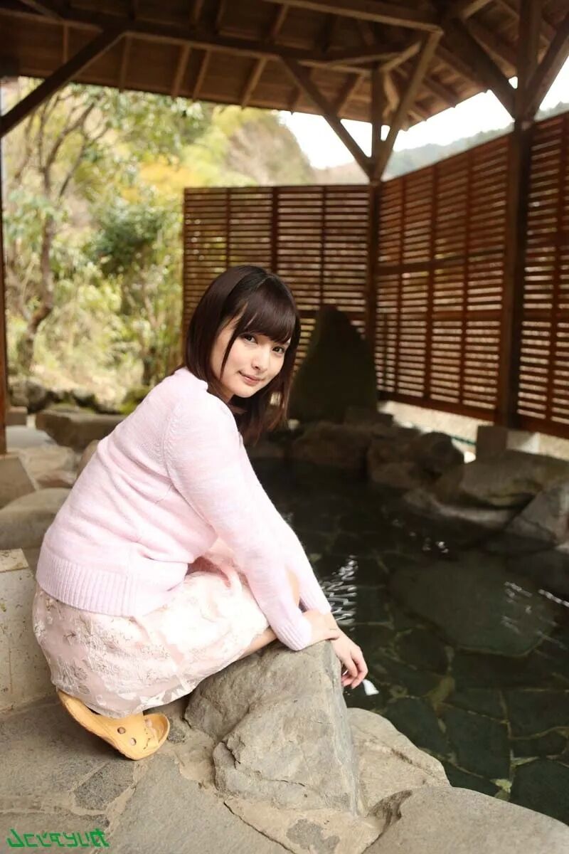 Mihono :: Summer Nude: Hot Spring Trip With Mihono - CARIBBE - 30 Pics