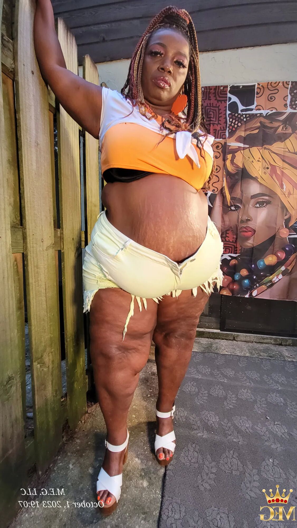 MochaSwallows is Sexy as Fuck! Don't you know? - 5 Pics