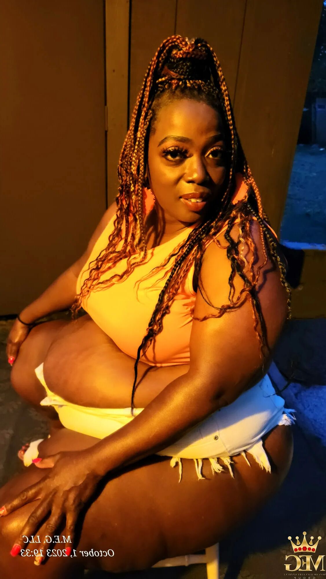 MochaSwallows is Sexy as Fuck! Don't you know? - 5 Pics