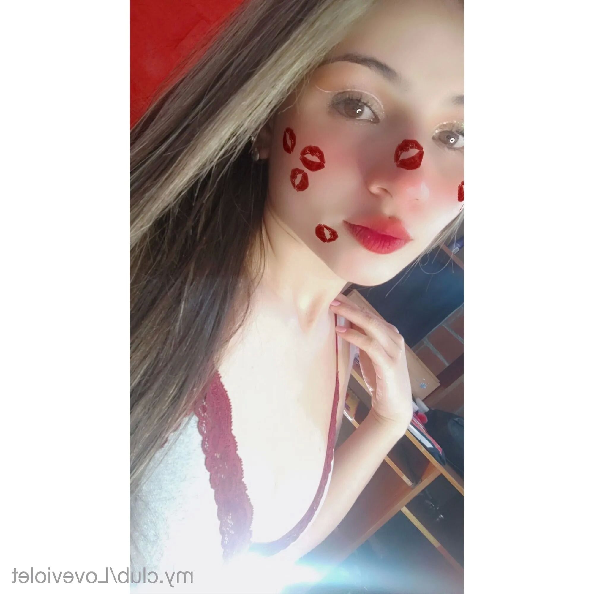 Violeta Free Photos - 49 Pics