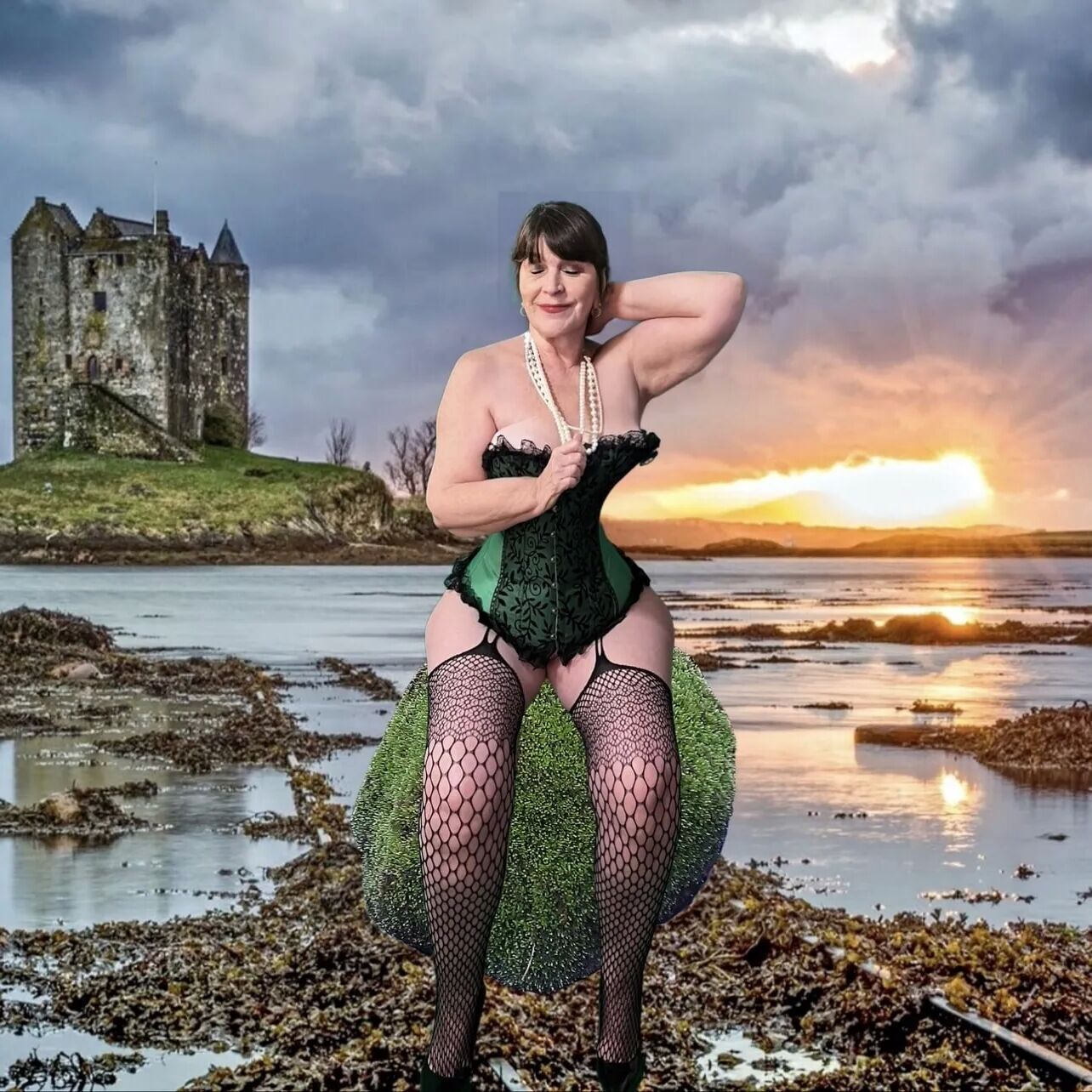 Granny Highlander Carmen - 39 Pics