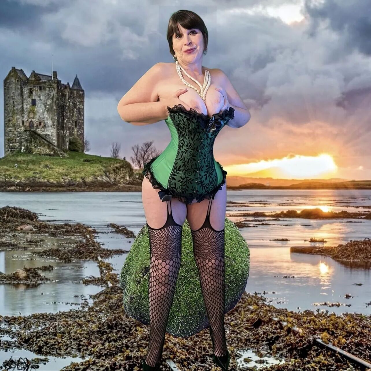 Granny Highlander Carmen - 39 Pics