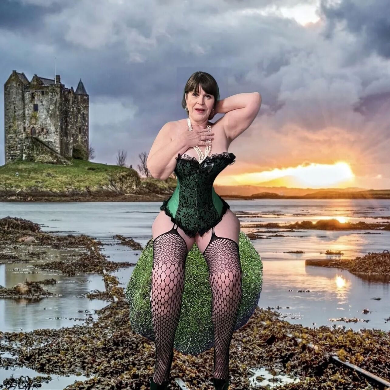 Granny Highlander Carmen - 39 Pics