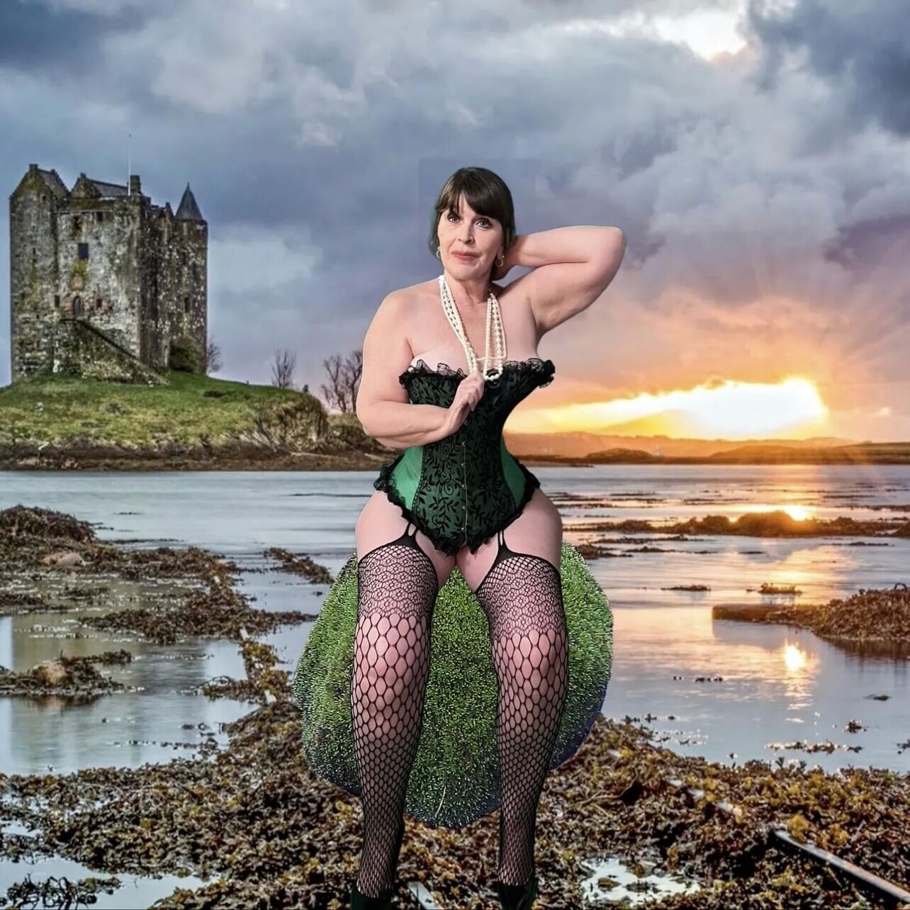 Granny Highlander Carmen - 39 Pics