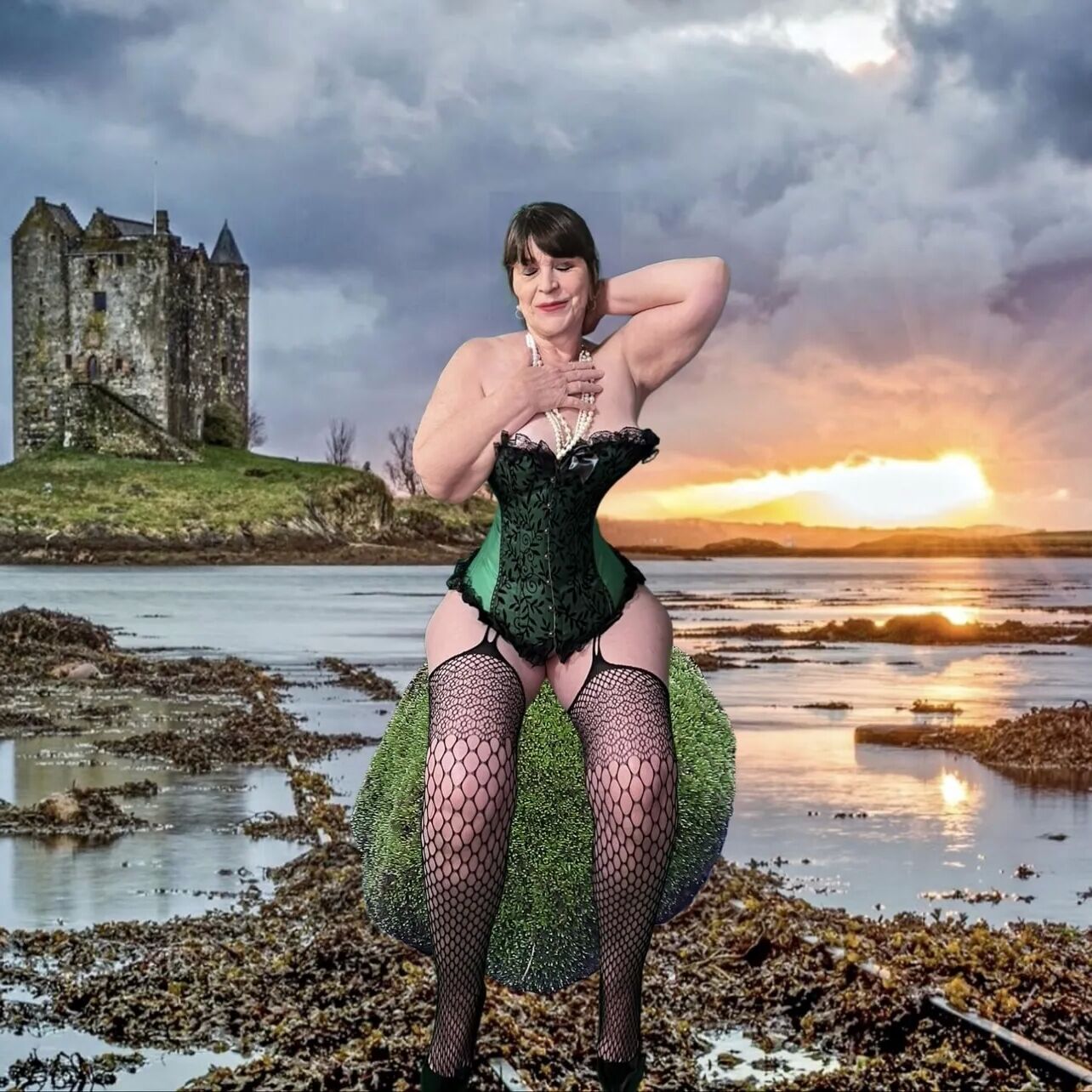 Granny Highlander Carmen - 39 Pics