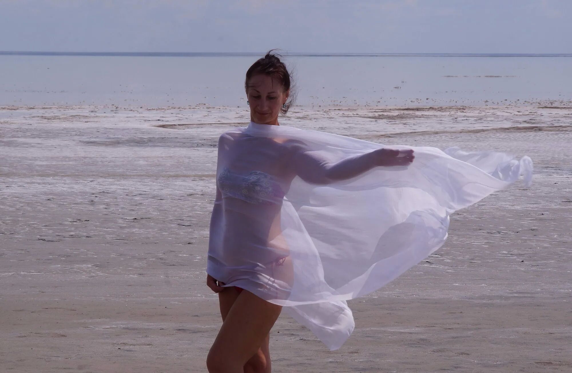 Whiter Shawl on Elton saltlake - 65 Pics